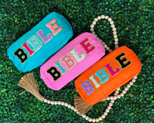 Cargar imagen en el visor de la galería, Bible Pouches (Cartucheras)
